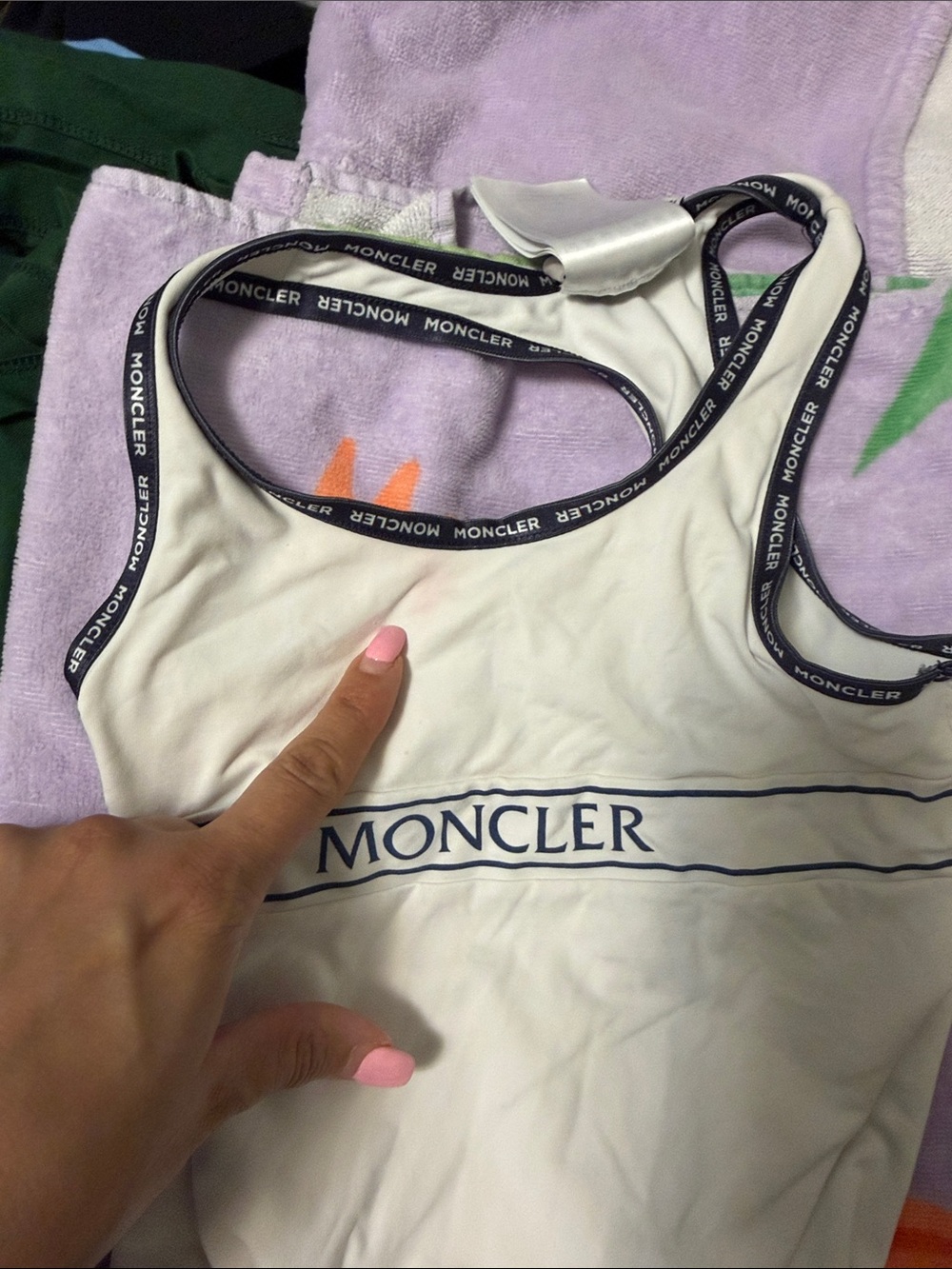Moncler - Picture 4 of 7